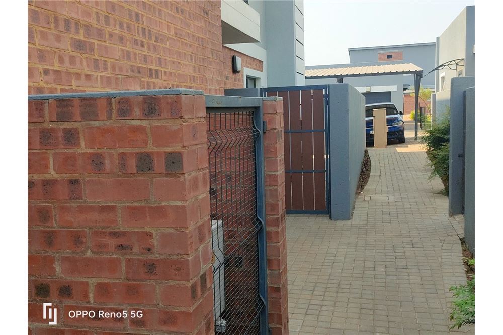 Residenziale - Appartamento - Montana, Gauteng - South Africa - 5 - 1031414142-58