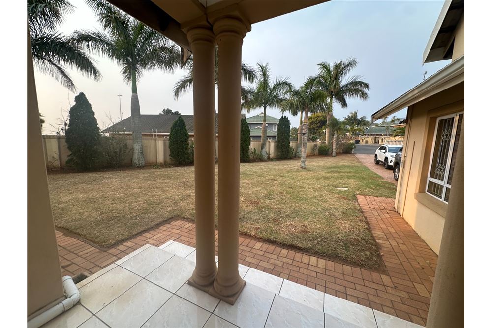 Residential - House - Somerset Park, KwaZulu Natal - South Africa - 19 - 1031465047-199