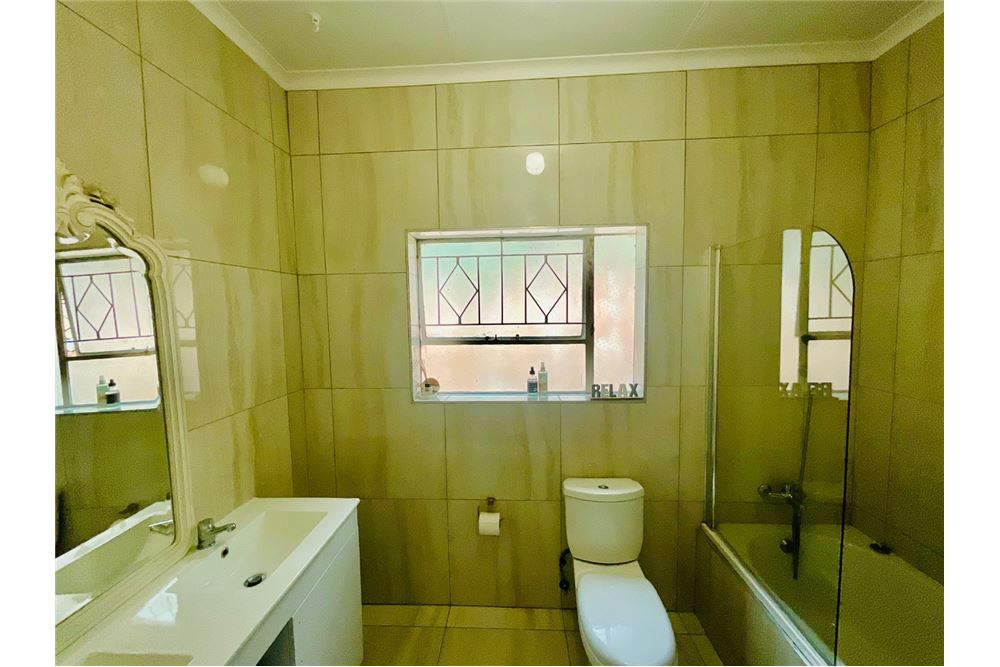 Residential - Отдельно стоящий дом - Northcliff, Gauteng - South Africa - 26 - 1031444162-23