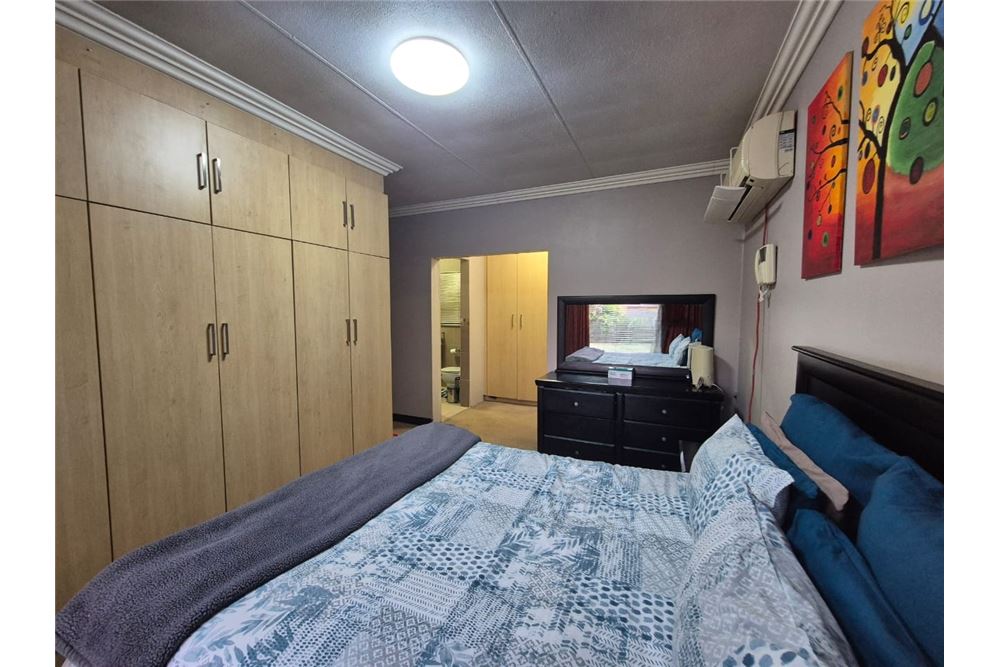 Rezidencijalno - Kuća  - Culemborg Park, Gauteng - South Africa - 12 - 1031444172-30