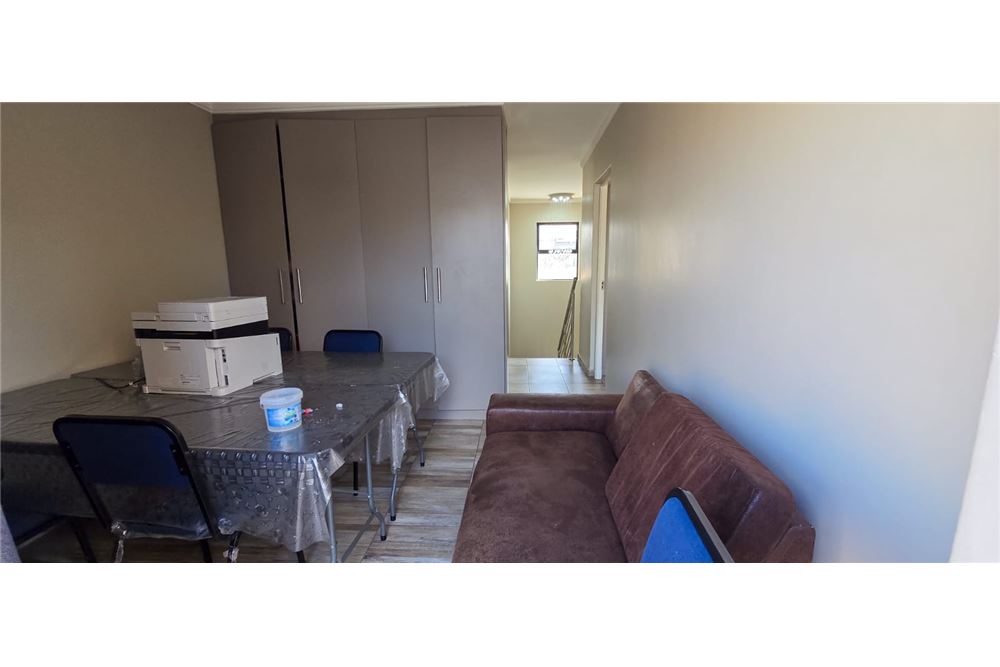 Residencial - Casa - Zambezi Manor Lifestyle Estate, Gauteng - South Africa - 22 - 1031414140-32