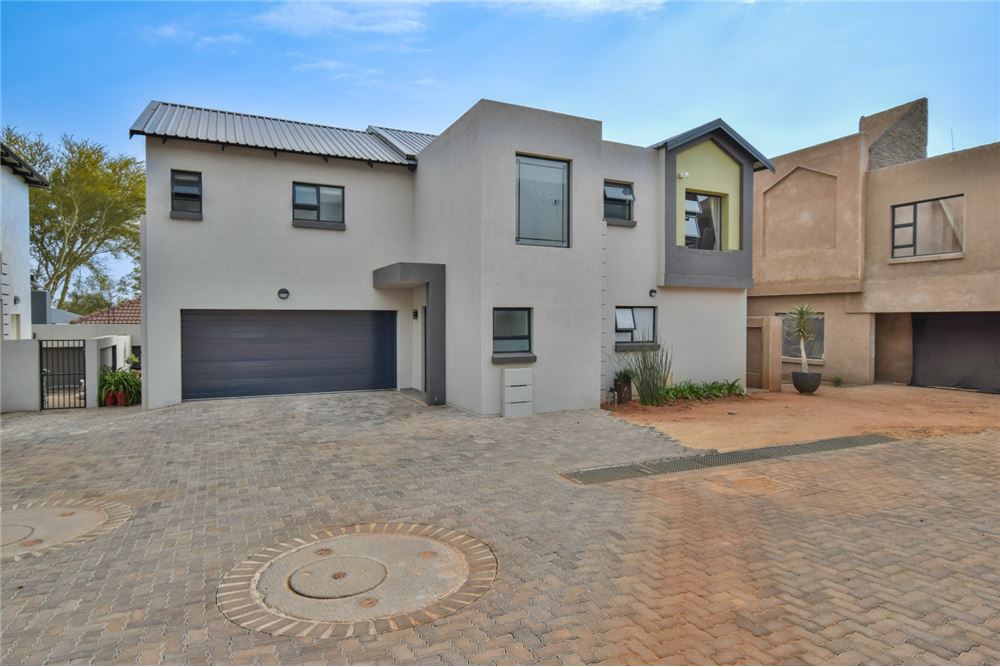 Residencial - Casa - Magalieskruin, Gauteng - South Africa - 4 - 1031414140-43