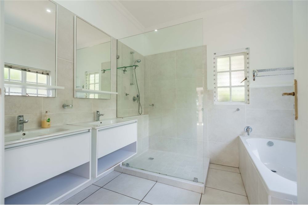 Residential - Townhouse - Mount Edgecombe Country Estate, KwaZulu Natal - South Africa - 23 - 1031465022-873