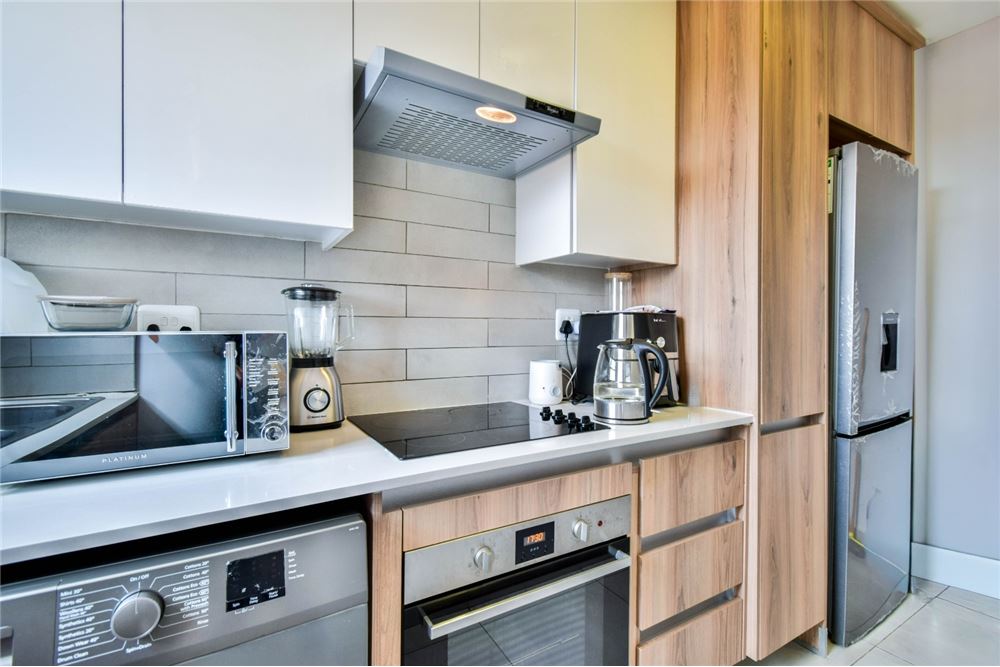 Residencial - Piso - Lombardy Estate, Gauteng - South Africa - 7 - 1031414143-20