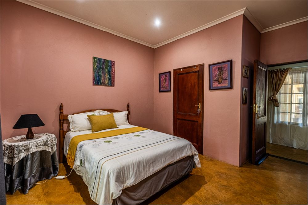 Wohnung - Boerderij - Bashewa AH, Gauteng - South Africa - 22 - 1031393113-13