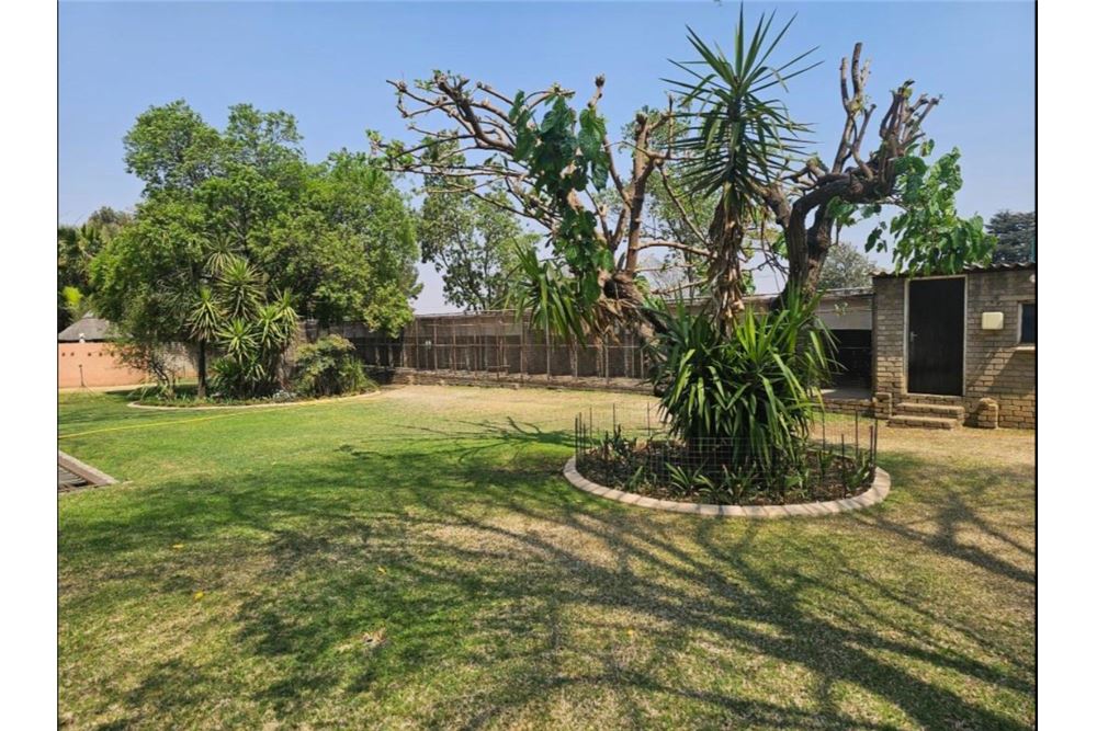 Residential - Hiša večstanovanjska - Rispark, Gauteng - South Africa - 11 - 1031421159-15