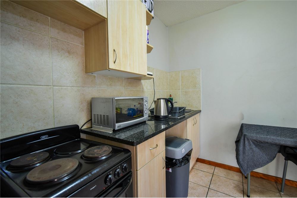 Residential - Condo/Apartment - Montana, Gauteng - South Africa - 8 - 1031414001-148