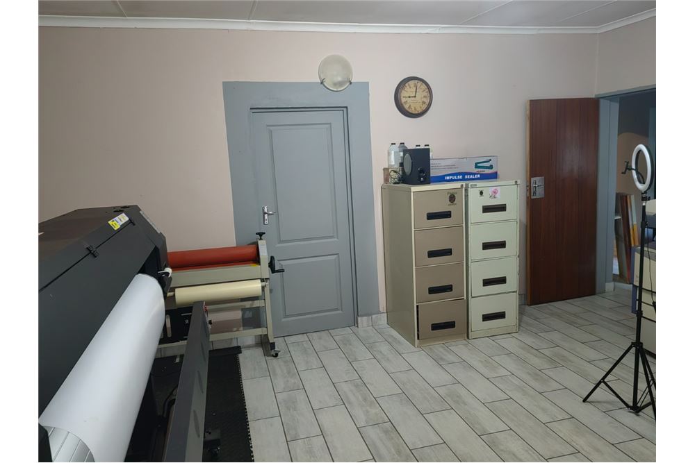 Residencial - Casa - Dorandia, Gauteng - South Africa - 69 - 1031414116-82