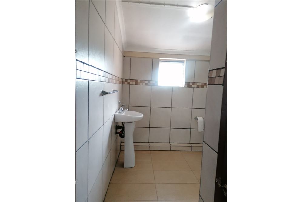 Commercieel - Gastenverblijf - Umbilo, KwaZulu Natal - South Africa - 14 - 1031389155-17