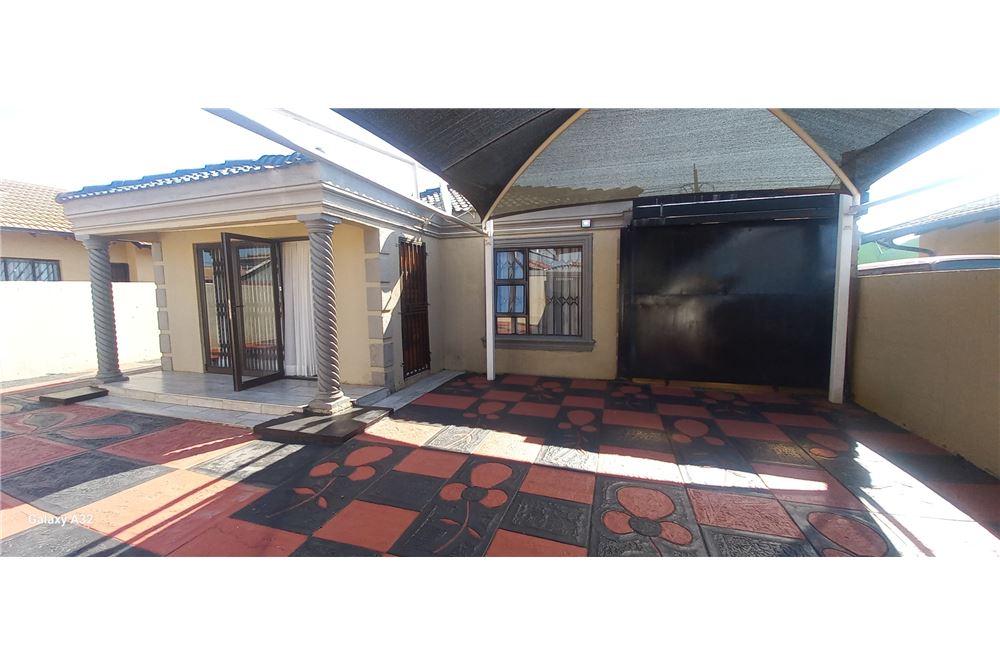 Residential - Αυτόνομη κατοικία - Protea Glen, Gauteng - South Africa - 2 - 1031421109-70