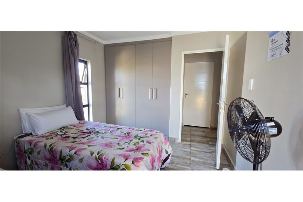 Residencial - Casa - Zambezi Manor Lifestyle Estate, Gauteng - South Africa - 15 - 1031414140-32