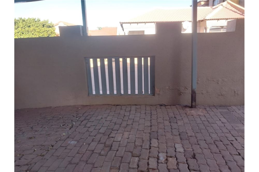 Residenziale - Casa - Soshanguve XX, Gauteng - South Africa - 26 - 1031414106-207