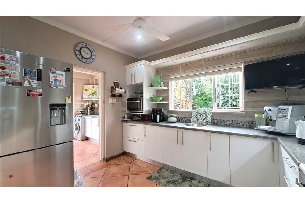 Residencial - Casa - St Michaels On Sea, KwaZulu Natal - South Africa - 6 - 1031394053-221