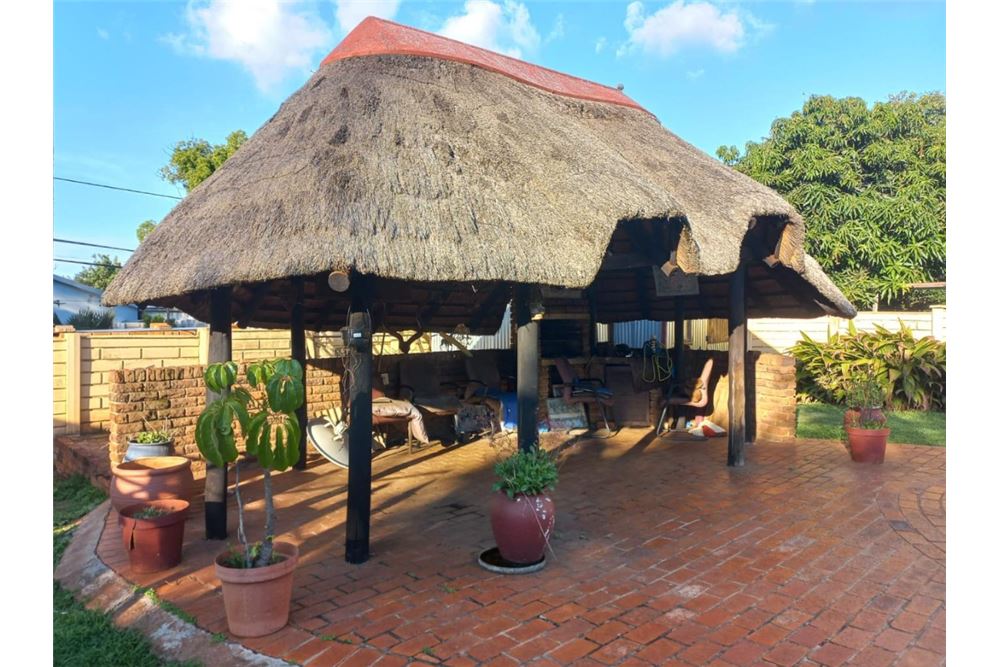 Residencial - Casa - Sinoville, Gauteng - South Africa - 23 - 1031414158-9