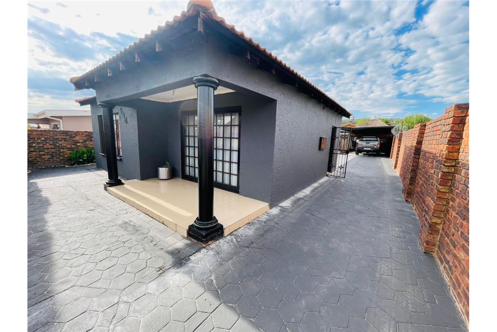 Residencial - Casa - Eersterust, Gauteng - South Africa - 23 - 1031414137-47