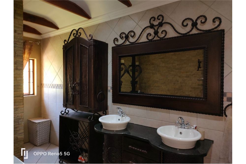 Wohnung - Haus - Magalieskruin, Gauteng - South Africa - 42 - 1031414142-32