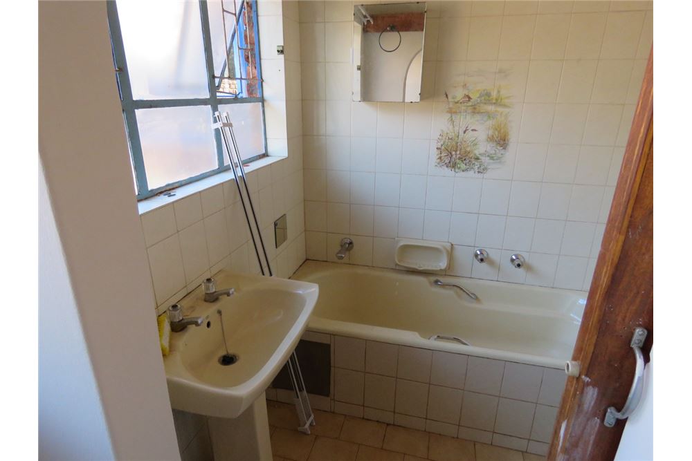 Residencial - Casa - Karenpark, Gauteng - South Africa - 54 - 1031414013-120