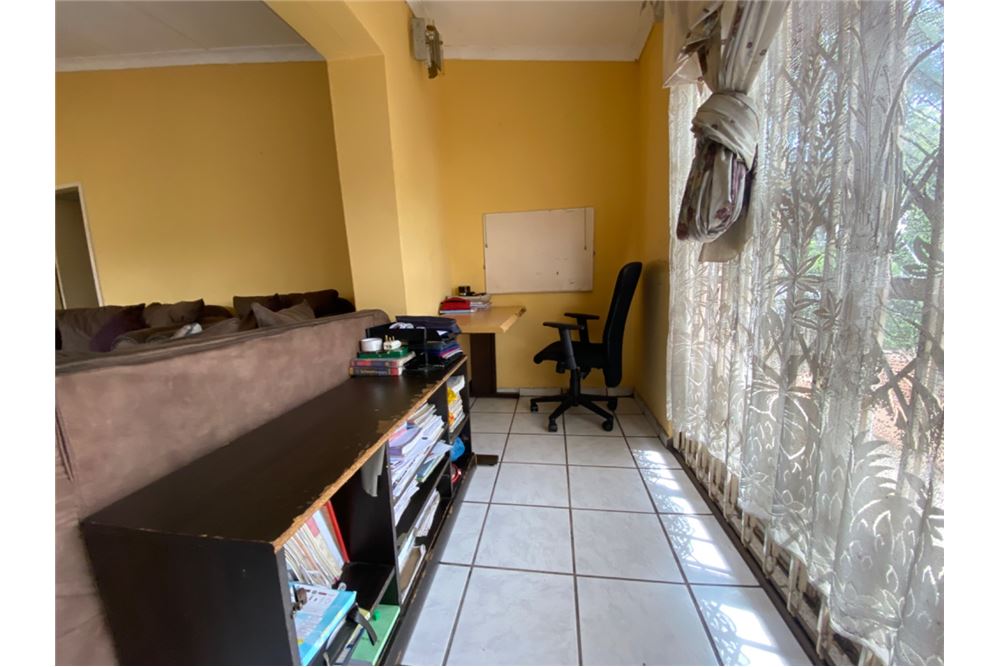 Rezidenčná - Samostatný dom - Elsburg, Gauteng - South Africa - 9 - 1031422074-54