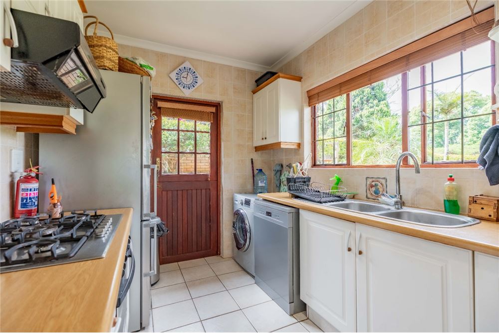 Residential - Mestna hiša - Hillcrest Central, KwaZulu Natal - South Africa - 11 - 1031391015-150