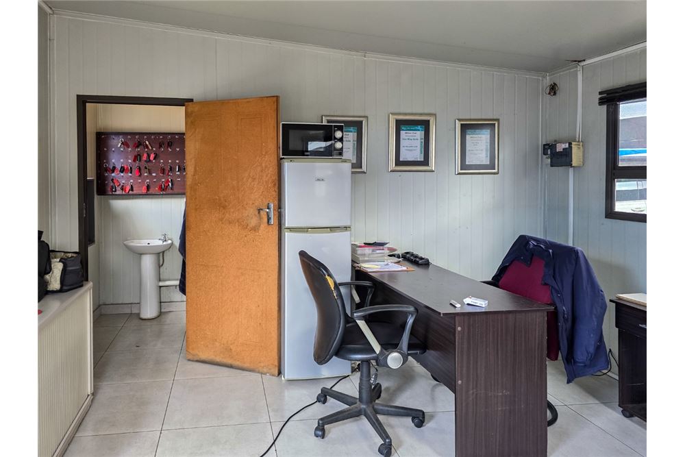 Commercial - Commercial/Retail - Annlin, Gauteng - South Africa - 8 - 1031414140-49