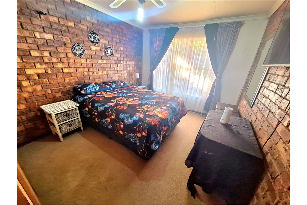 住宅 - 联排别墅 - Quellerie Park, Gauteng - South Africa - 12 - 1031444159-83
