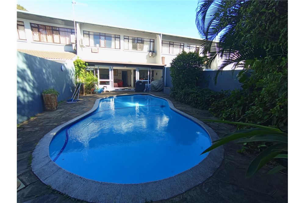 Dzīvojamais - Pilsētas savrupmāja - Bulwer, KwaZulu Natal - South Africa - 36 - 1031389007-102