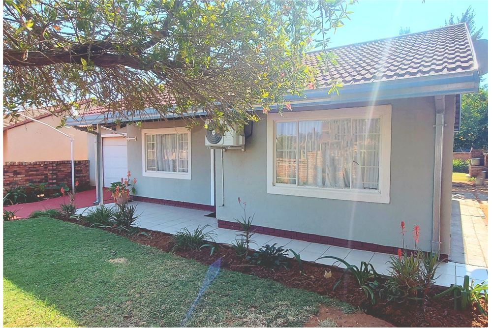 Residential House Mmabatho Unit 8, North West South Africa