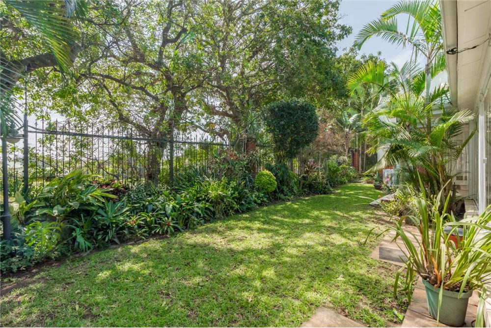 Residential - Townhouse - Mount Edgecombe Country Estate, KwaZulu Natal - South Africa - 6 - 1031465022-873