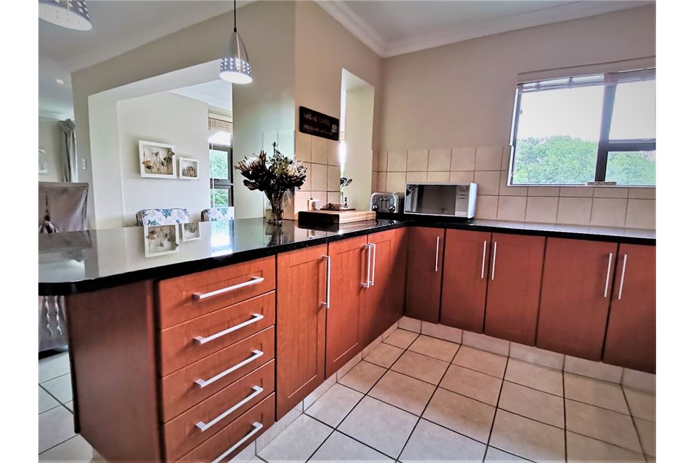 Dzīvojamais - Pilsētas savrupmāja - Hartenbos Landgoed, Western Cape - South Africa - 18 - 1031012001-34