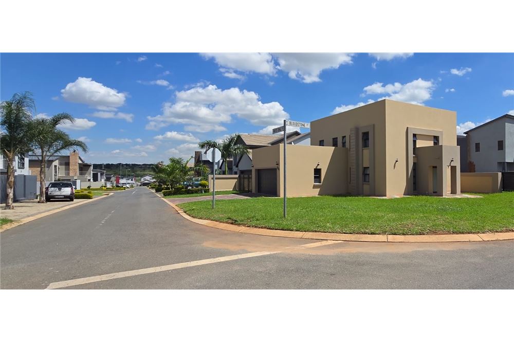 Residencial - Casa - Zambezi Manor Lifestyle Estate, Gauteng - South Africa - 2 - 1031414140-32