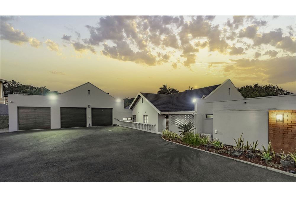 Residential - House - Umhlanga Rocks, KwaZulu Natal - South Africa - 11 - 1031465022-876