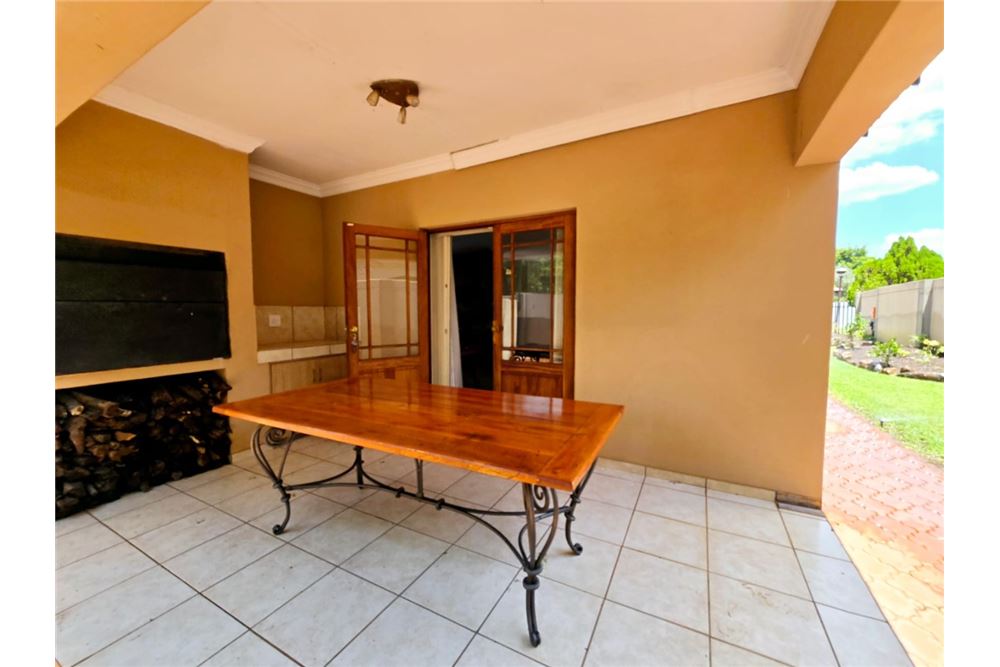 Residential - ทาวน์เฮาส์ - Melodie, North West - South Africa - 13 - 1031416031-93