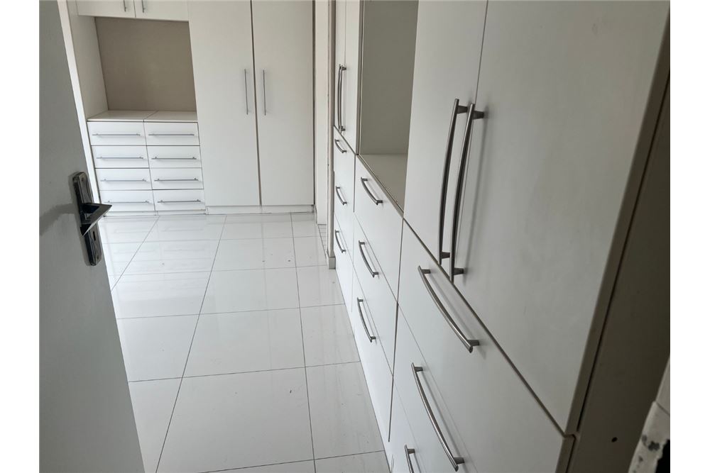 Residential - House - Danville, Gauteng - South Africa - 26 - 1031414015-774