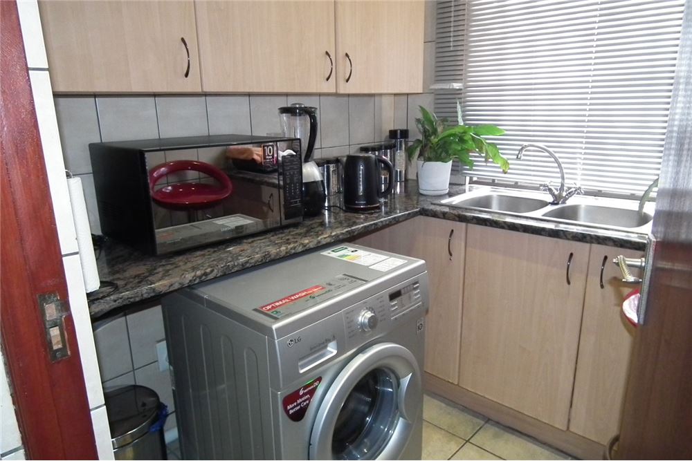 住宅 - 联排别墅 - Amorosa, Gauteng - South Africa - 7 - 1031444025-209