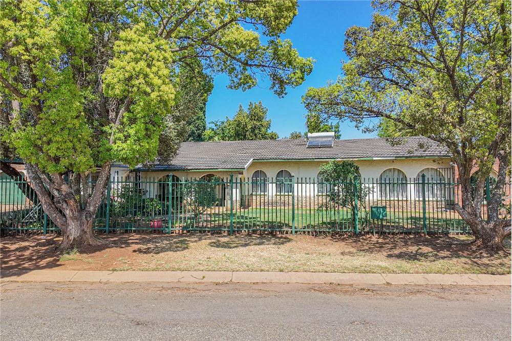 Rezidential - Case/Vile - Ifafi, North West - South Africa - 31 - 1031416001-610