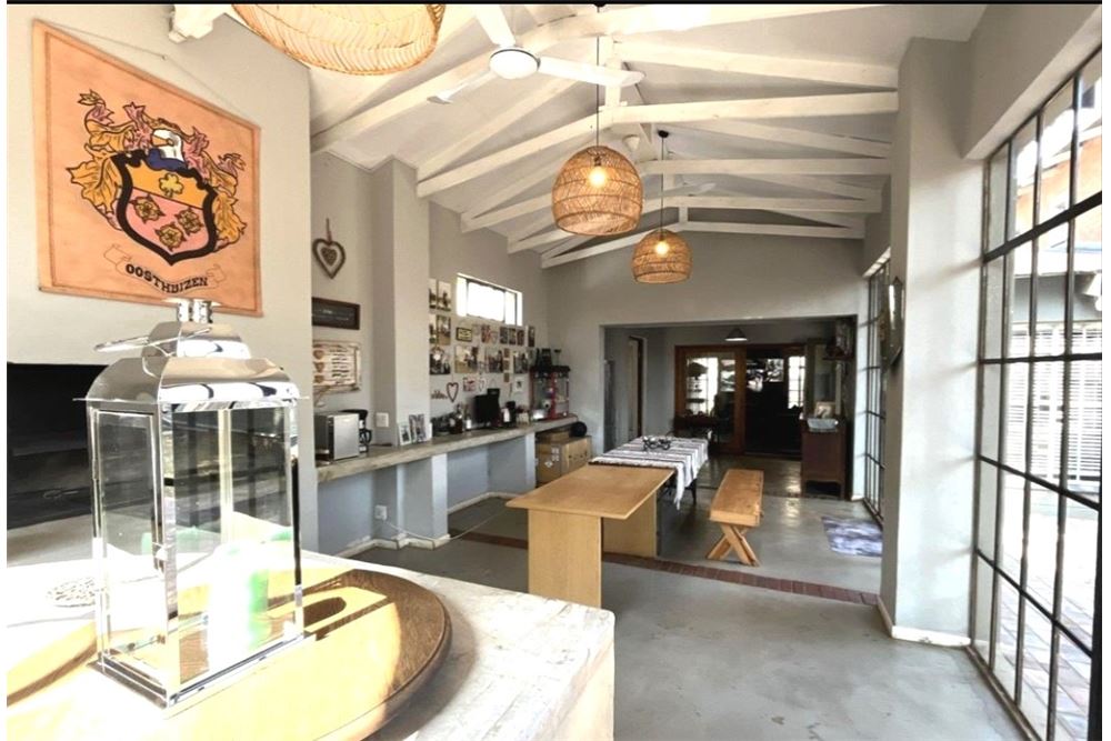 Residential - Rumah Terpisah - Eldoraigne, Gauteng - South Africa - 6 - 1031422050-176