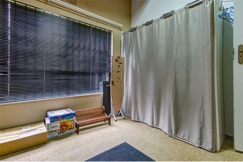 Residential - Отдельно стоящий дом - Terenure, Gauteng - South Africa - 22 - 1031439312-11