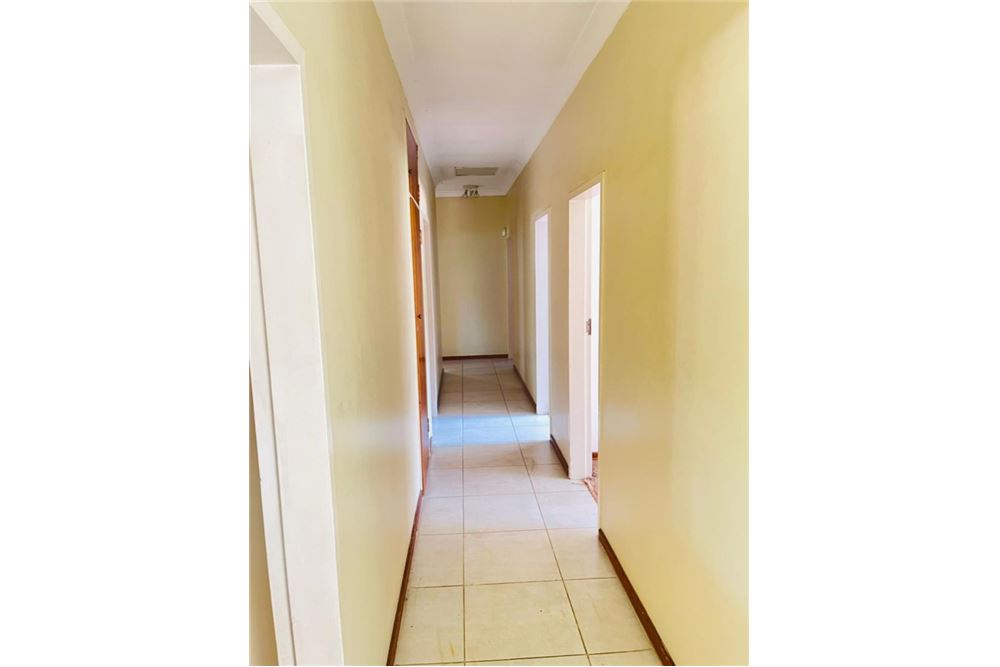 Residencial - Casa - Lynnwood, Gauteng - South Africa - 47 - 1031414137-16