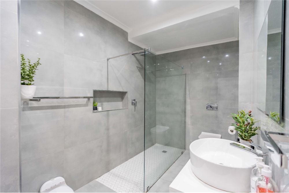 Residential - House - La Lucia, KwaZulu Natal - South Africa - 29 - 1031465073-88