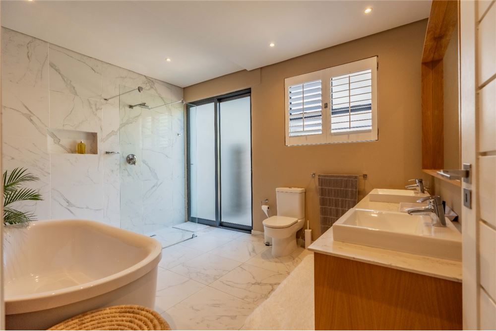 Residential - House - La Lucia, KwaZulu Natal - South Africa - 39 - 1031465022-875