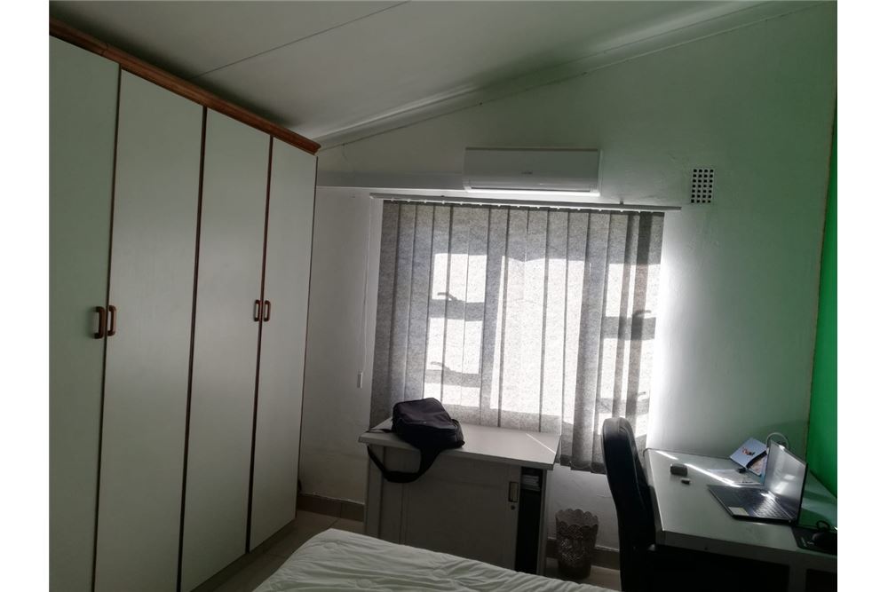 באזור מגורים - בית פרטי - Bombay Heights, KwaZulu Natal - South Africa - 22 - 1031436123-59