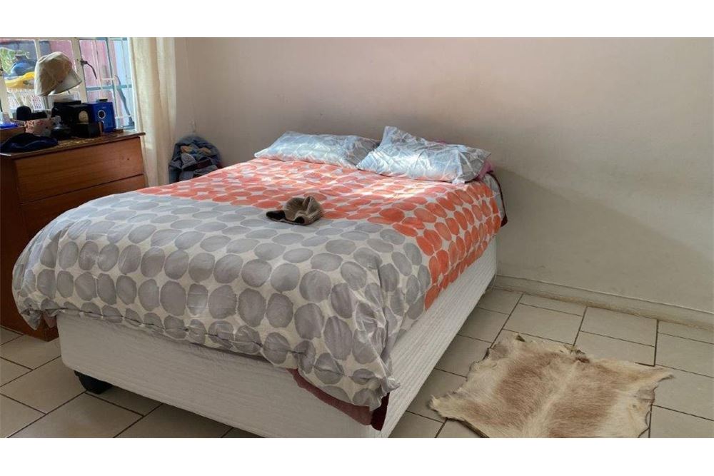 Residential - House - Elandspoort, Gauteng - South Africa - 12 - 1031414015-777