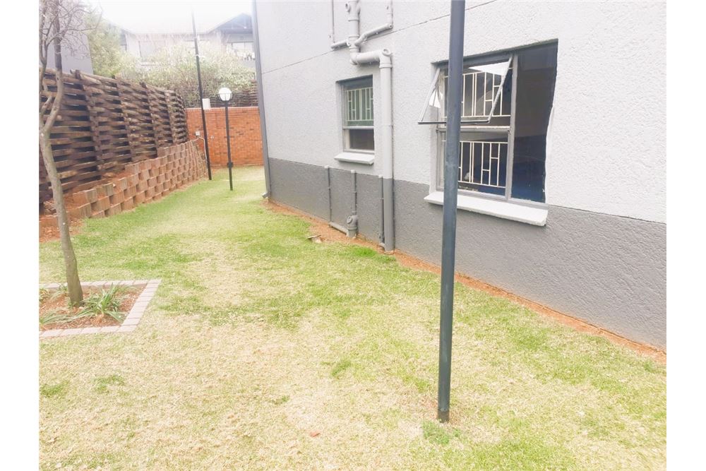 Residential - Ejerlejlighed - Oakdene, Gauteng - South Africa - 21 - 1031421100-45