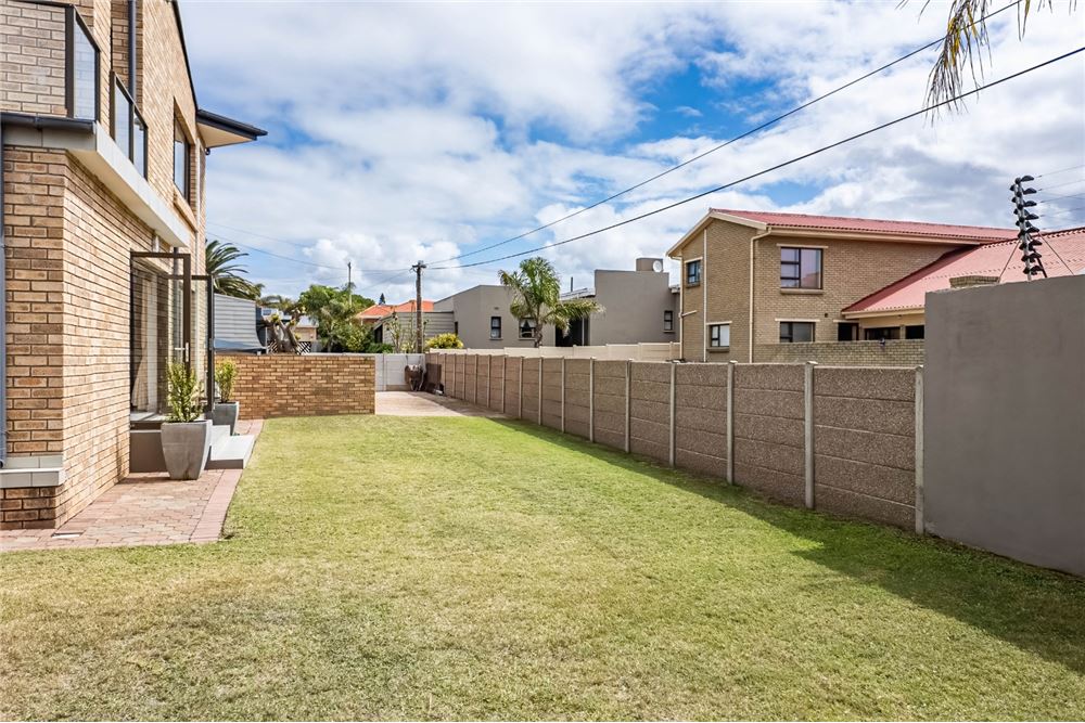 Gyvenamasis - Namas - Bayview, Western Cape - South Africa - 68 - 1031012001-40