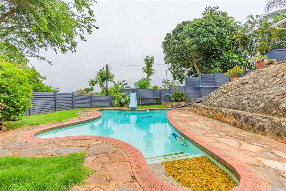 Residential - House - Glen Anil, KwaZulu Natal - South Africa - 11 - 1031465013-90