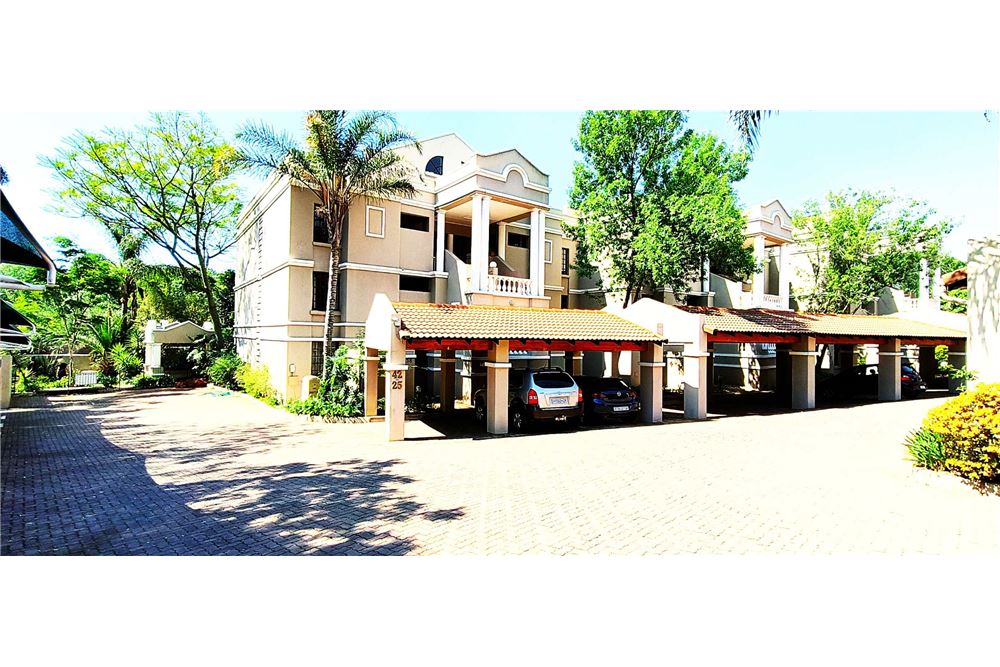 Residential Townhouse Hyde Park, Gauteng South Africa