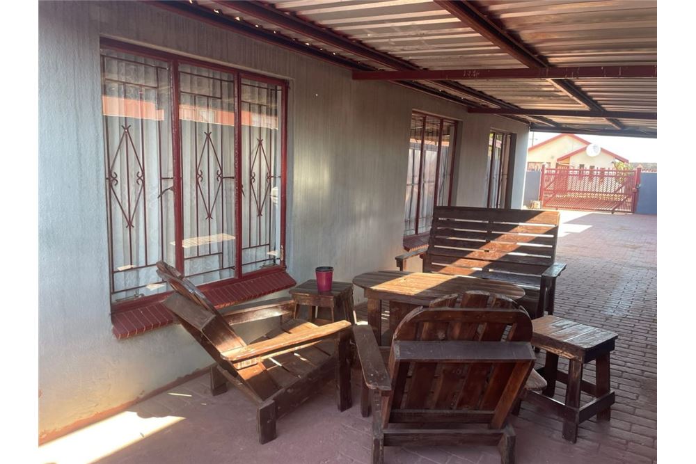 Residenziale - Casa - Soshanguve XX, Gauteng - South Africa - 8 - 1031414015-768