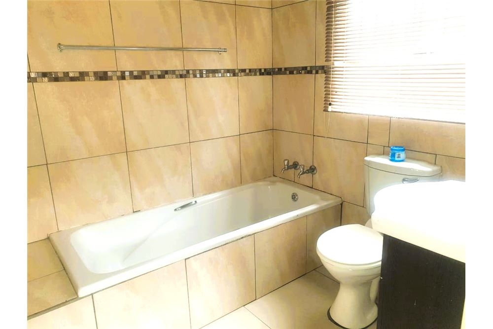 Residential - Ejerlejlighed - Oakdene, Gauteng - South Africa - 13 - 1031421100-45