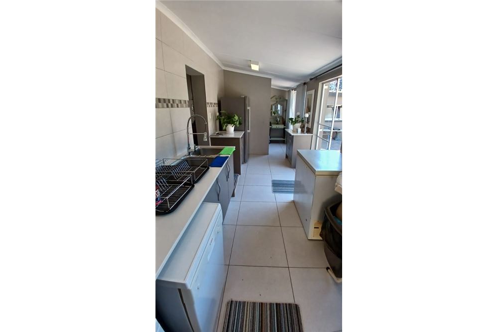 Residencial - Granja - Gerardsville, Gauteng - South Africa - 50 - 1031414116-90