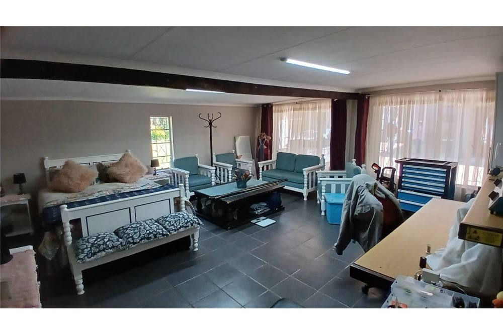 Residencial - Granja - Gerardsville, Gauteng - South Africa - 39 - 1031414116-90